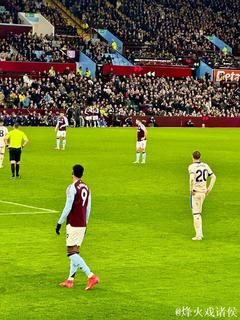 维拉距离111年前创纪录的11连胜仅差2场,将迎战曼联与切尔西 维拉距离111年前创纪录的11连胜仅差2场,将迎战曼联与切尔西